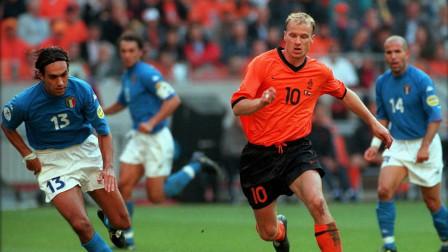 90年友谊赛意大利VS荷兰的相关图片