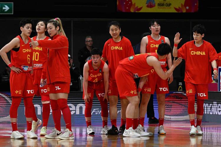 中国女篮vs美国2021的相关图片