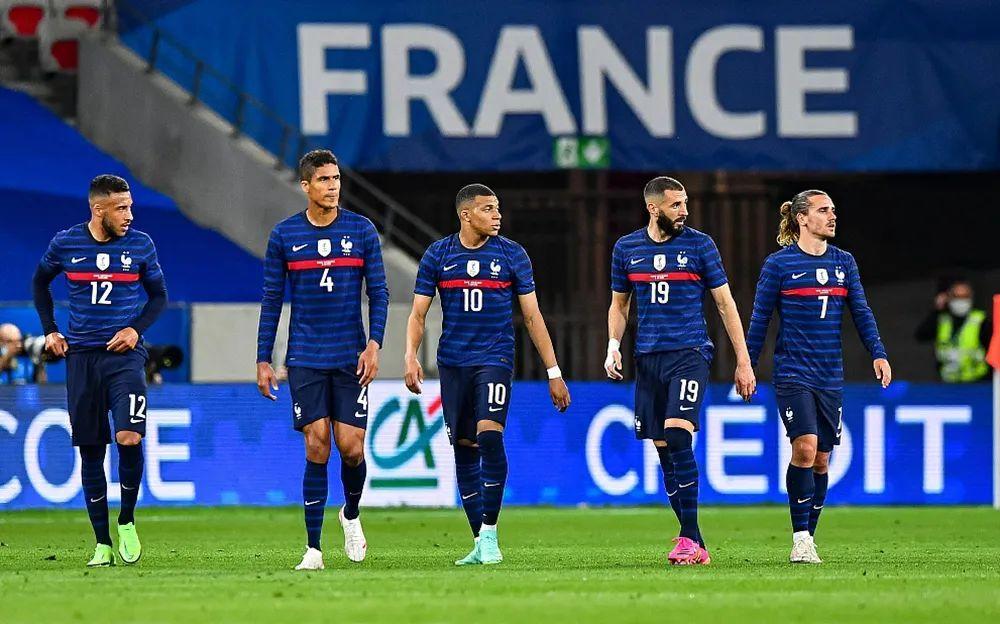 欧洲杯法国首站的相关图片