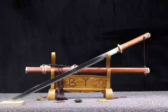 武士刀vs中国武术剑的相关图片